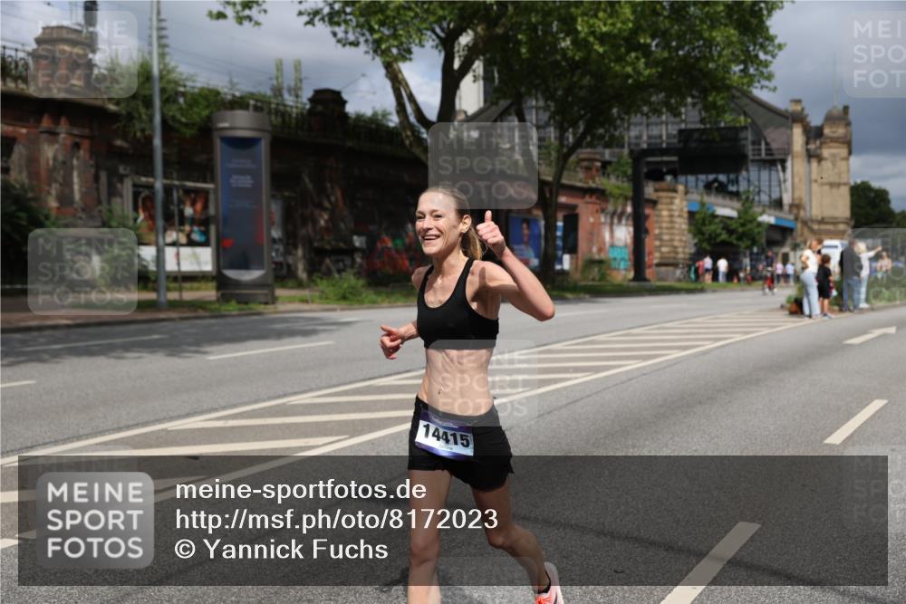 29.06.2025 - hella hamburg halbmarathon Yannick Fuchs http://msf.ph/oto/8172023 29.06.2025 10:41:20 20KM 1012, 1070, 1689, 1942, 2274, 2623, 3304, 5129, 5472, 5532, 5889, 6203, 6630, 7480, 7908, 8564, 9051, 9305, 9497, 10122, 10208, 10211, 10423, 11077, 11858, 12808, 13223, 13303, 13554, 14415, 14449, 14482, 14594, 15026, 15451, 15611, 15714, 15825, 15923, 16089, 16175, 16819, 17718, 18297, 18356 meine-sportfotos.de