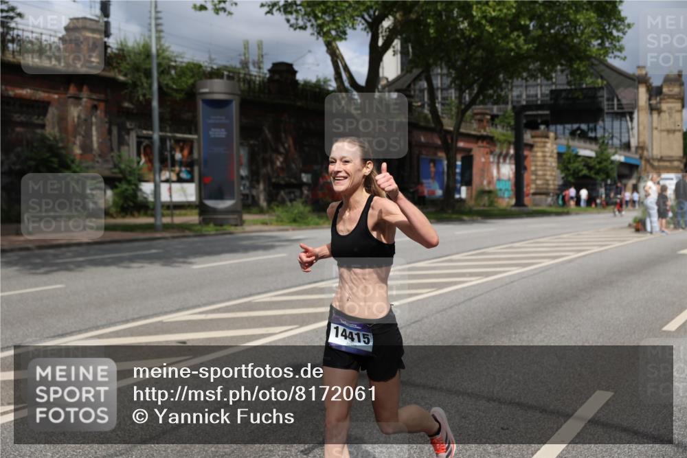 29.06.2025 - hella hamburg halbmarathon Yannick Fuchs http://msf.ph/oto/8172061 29.06.2025 10:41:20 20KM 1012, 1070, 1689, 1942, 2274, 2623, 3304, 5129, 5472, 5532, 5889, 6203, 6630, 7480, 7908, 8564, 9051, 9305, 9497, 10122, 10208, 10211, 10423, 11077, 11858, 12808, 13223, 13303, 13554, 14415, 14449, 14482, 14594, 15026, 15451, 15611, 15714, 15825, 15923, 16089, 16175, 16819, 17718, 18297, 18356 meine-sportfotos.de