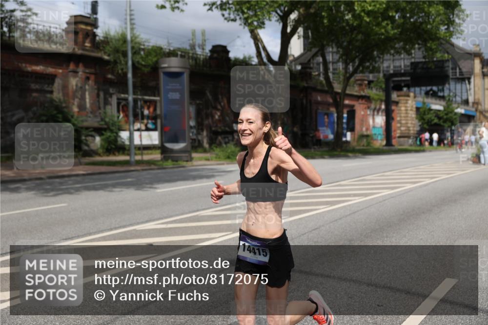 29.06.2025 - hella hamburg halbmarathon Yannick Fuchs http://msf.ph/oto/8172075 29.06.2025 10:41:20 20KM 1012, 1070, 1689, 1942, 2274, 2623, 3304, 5129, 5472, 5532, 5889, 6203, 6630, 7480, 7908, 8564, 9051, 9305, 9497, 10122, 10208, 10211, 10423, 11077, 11858, 12808, 13223, 13303, 13554, 14415, 14449, 14482, 14594, 15026, 15451, 15611, 15714, 15825, 15923, 16089, 16175, 16819, 17718, 18297, 18356 meine-sportfotos.de