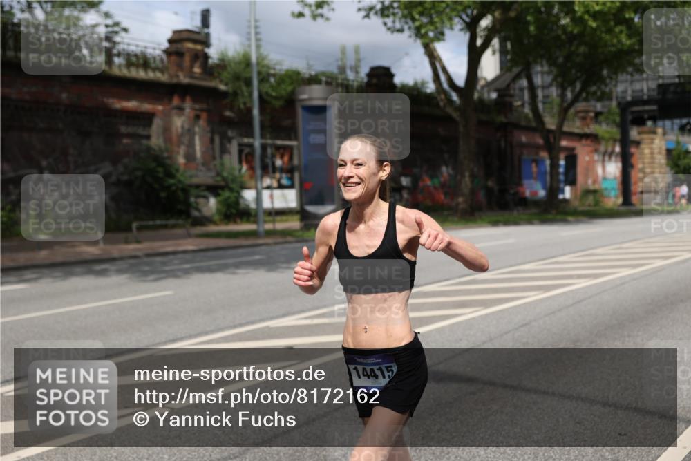 29.06.2025 - hella hamburg halbmarathon Yannick Fuchs http://msf.ph/oto/8172162 29.06.2025 10:41:20 20KM 1012, 1070, 1689, 1942, 2274, 2623, 3304, 5129, 5472, 5532, 5889, 6203, 6630, 7480, 7908, 8564, 9051, 9305, 9497, 10122, 10208, 10211, 10423, 11077, 11858, 12808, 13223, 13303, 13554, 14415, 14449, 14482, 14594, 15026, 15451, 15611, 15714, 15825, 15923, 16089, 16175, 16819, 17718, 18297, 18356 meine-sportfotos.de