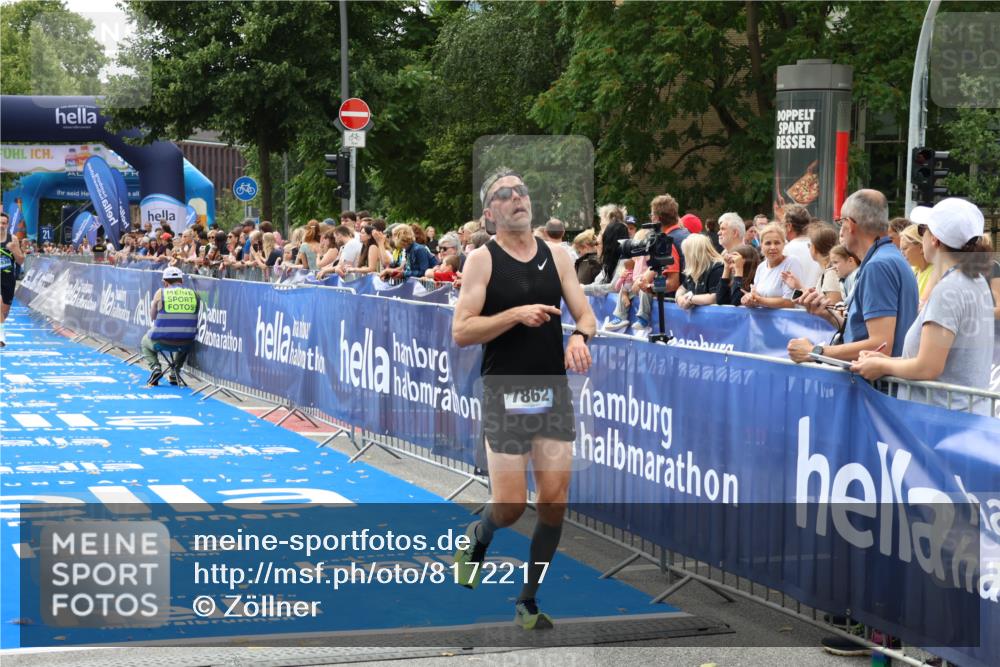29.06.2025 - hella hamburg halbmarathon Zöllner http://msf.ph/oto/8172217 29.06.2025 10:23:12 Ziel 18930 meine-sportfotos.de