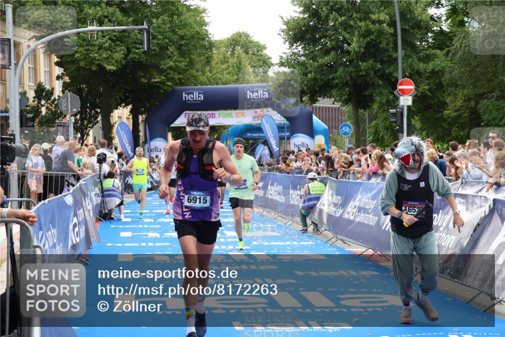 29.06.2025 - hella hamburg halbmarathon Zöllner http://msf.ph/oto/8172263 29.06.2025 10:36:43 Ziel 1571, 3809, 5092, 5961, 6915, 14622, 15621, 16523, 18038, 18733 meine-sportfotos.de