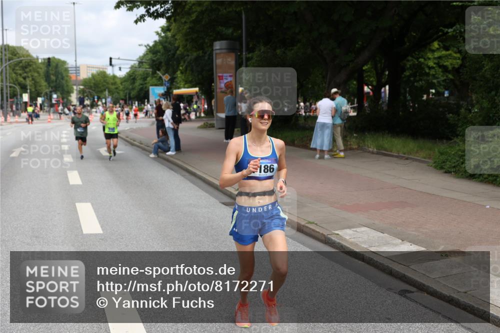 29.06.2025 - hella hamburg halbmarathon Yannick Fuchs http://msf.ph/oto/8172271 29.06.2025 10:24:56 20KM 1758, 2689, 3189, 5308, 7186, 8190, 8784, 9571, 9634, 12234, 12308, 15507, 15672, 16713, 16736, 16818, 17197, 18422 meine-sportfotos.de