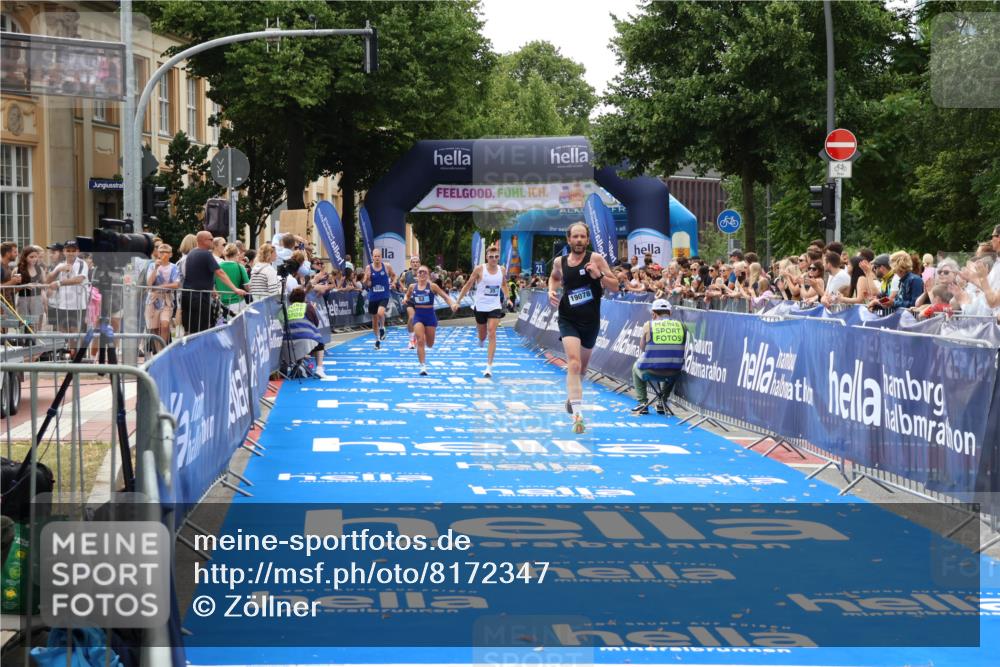 29.06.2025 - hella hamburg halbmarathon Zöllner http://msf.ph/oto/8172347 29.06.2025 10:23:28 Ziel 35, 52, 9385, 17771, 19078 meine-sportfotos.de
