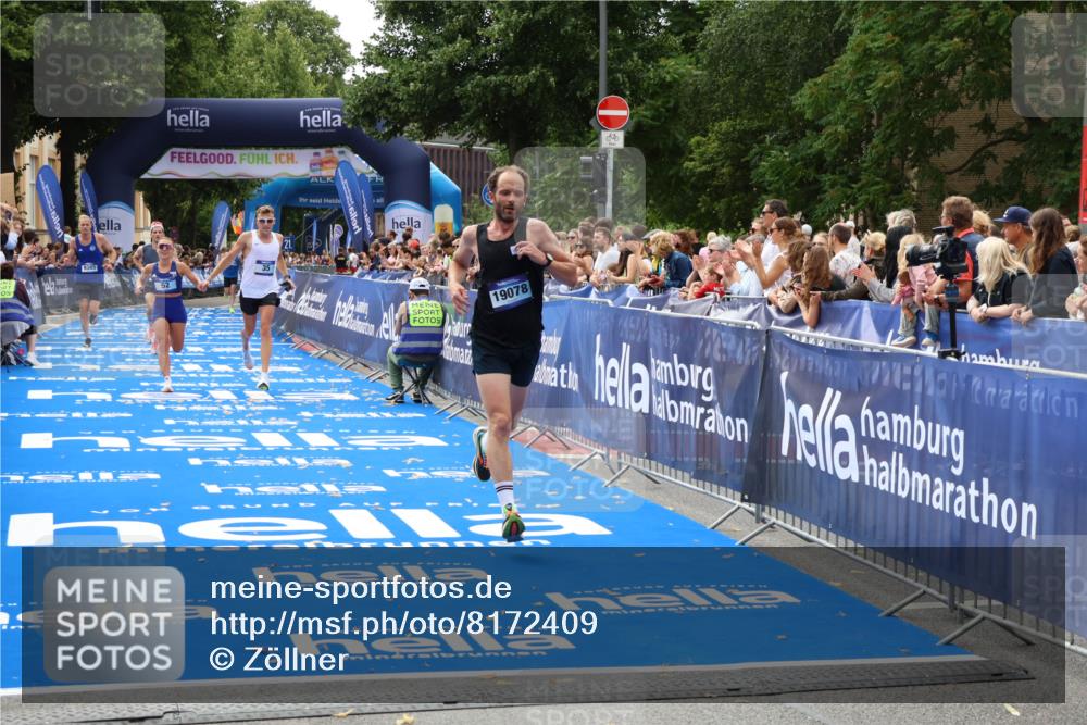 29.06.2025 - hella hamburg halbmarathon Zöllner http://msf.ph/oto/8172409 29.06.2025 10:23:30 Ziel 35, 52, 9385, 17771, 19078 meine-sportfotos.de