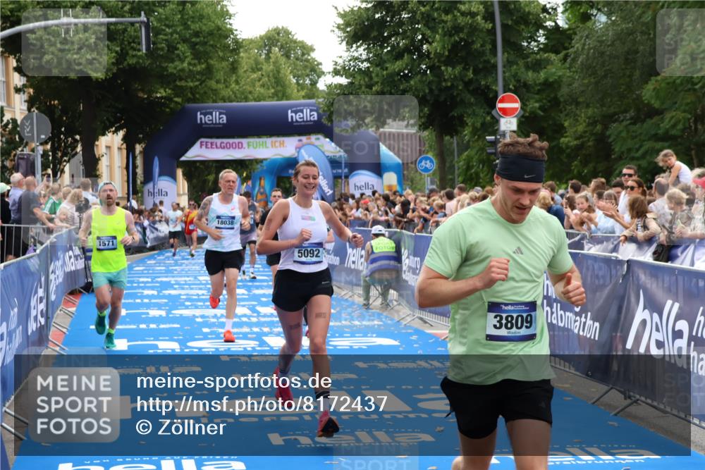 29.06.2025 - hella hamburg halbmarathon Zöllner http://msf.ph/oto/8172437 29.06.2025 10:36:46 Ziel 1571, 3809, 4865, 5092, 5961, 6529, 13343, 14622, 15621, 18038, 18733 meine-sportfotos.de