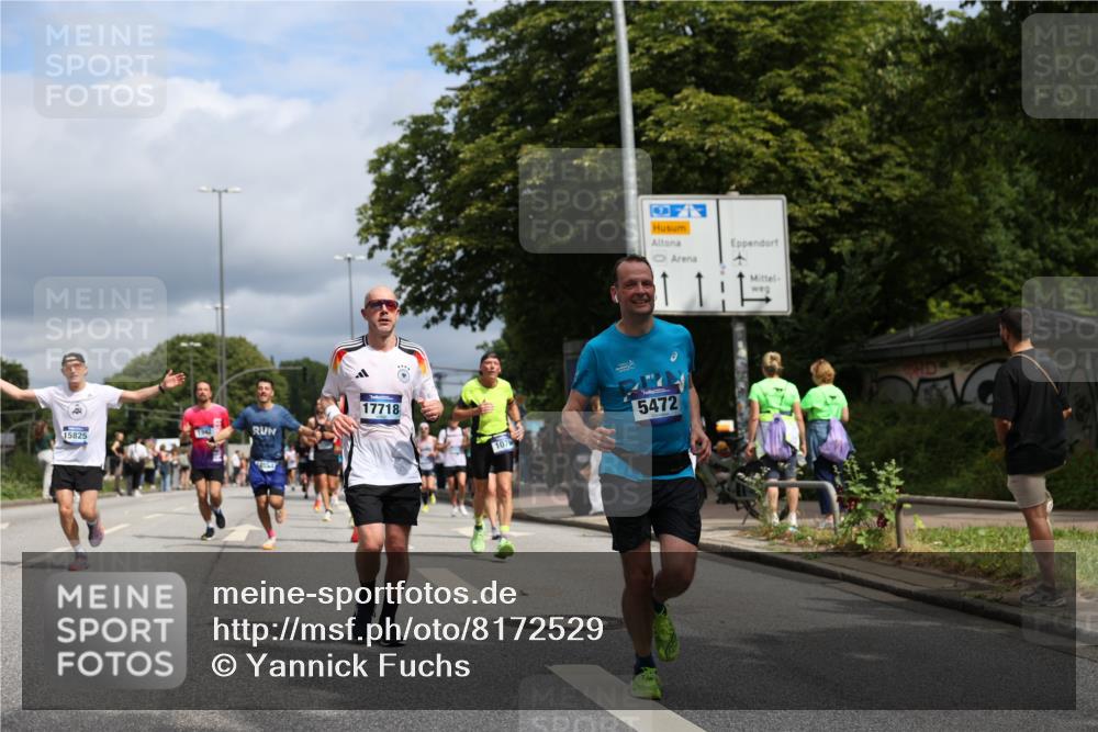 29.06.2025 - hella hamburg halbmarathon Yannick Fuchs http://msf.ph/oto/8172529 29.06.2025 10:41:23 20KM 1012, 1070, 1689, 1942, 2274, 2623, 3304, 5129, 5472, 5532, 5650, 5889, 6203, 6630, 7480, 7908, 8564, 9051, 9305, 9497, 10122, 10208, 10211, 10423, 11021, 11077, 11858, 12808, 13223, 13303, 13554, 14415, 14482, 14594, 15026, 15451, 15611, 15714, 15825, 15923, 15973, 16089, 16175, 16819, 17229, 17718, 17846, 18297, 18356 meine-sportfotos.de