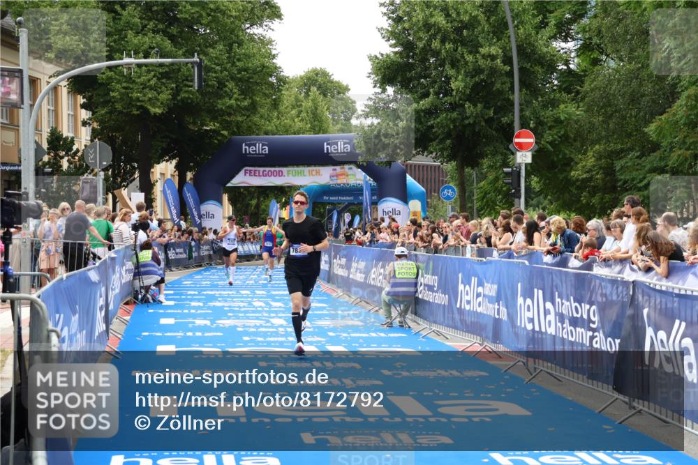 29.06.2025 - hella hamburg halbmarathon Zöllner http://msf.ph/oto/8172792 29.06.2025 10:23:43 Ziel 5301, 7834, 9151 meine-sportfotos.de