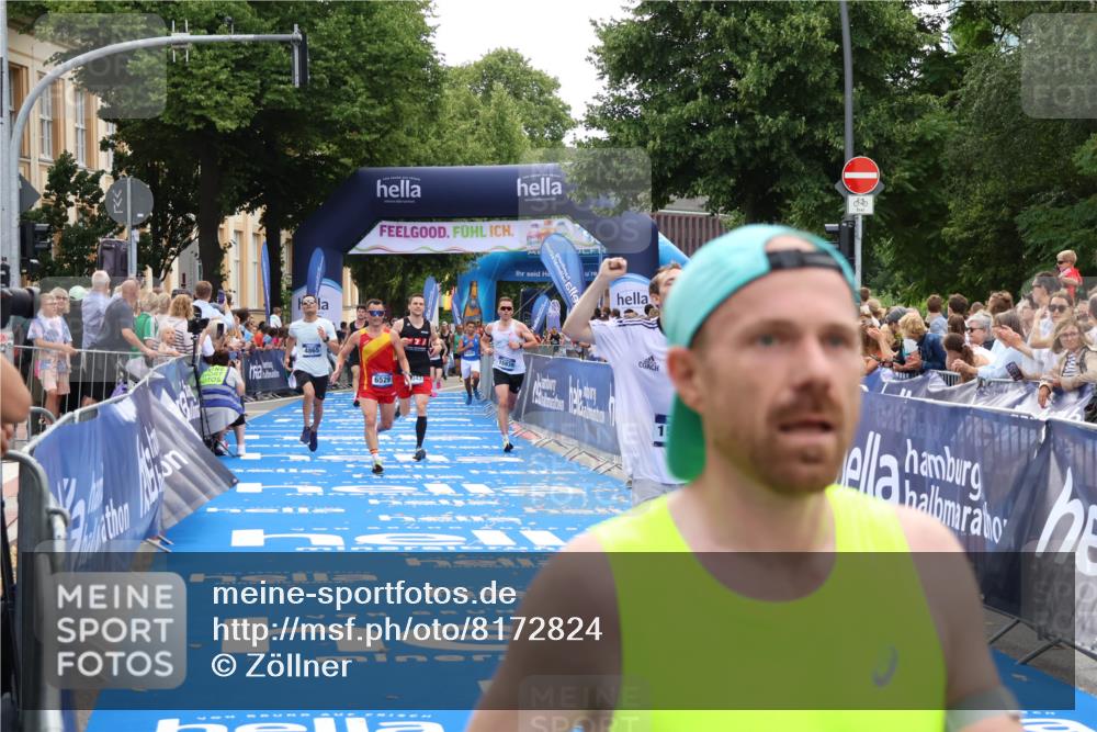29.06.2025 - hella hamburg halbmarathon Zöllner http://msf.ph/oto/8172824 29.06.2025 10:36:51 Ziel 4865, 5961, 6529, 7310, 13141, 13343, 15621, 15939 meine-sportfotos.de