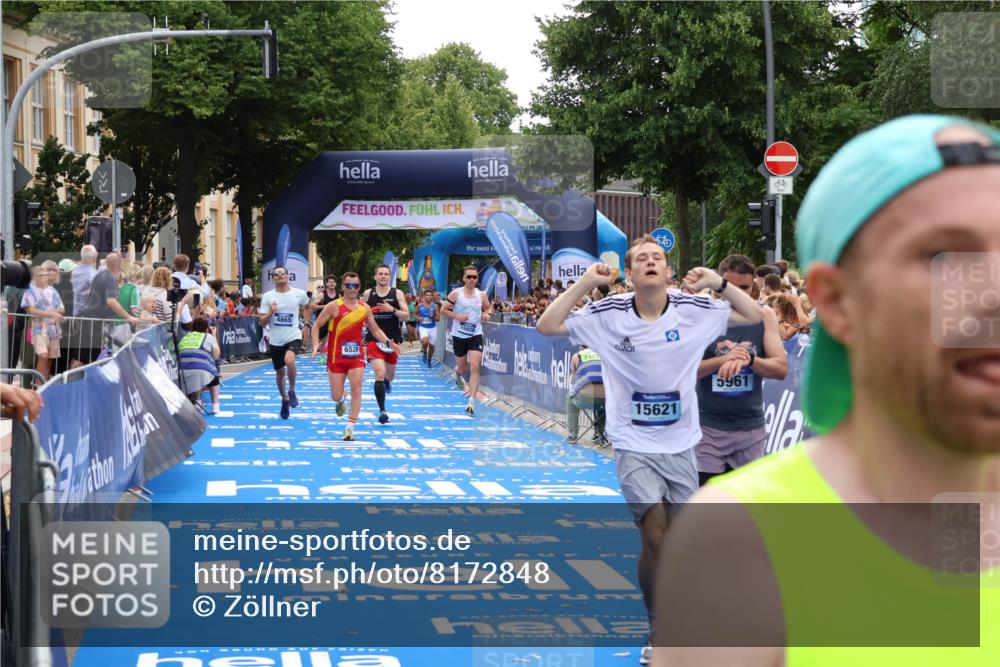 29.06.2025 - hella hamburg halbmarathon Zöllner http://msf.ph/oto/8172848 29.06.2025 10:36:51 Ziel 4865, 5961, 6529, 7310, 13141, 13343, 15621, 15939 meine-sportfotos.de