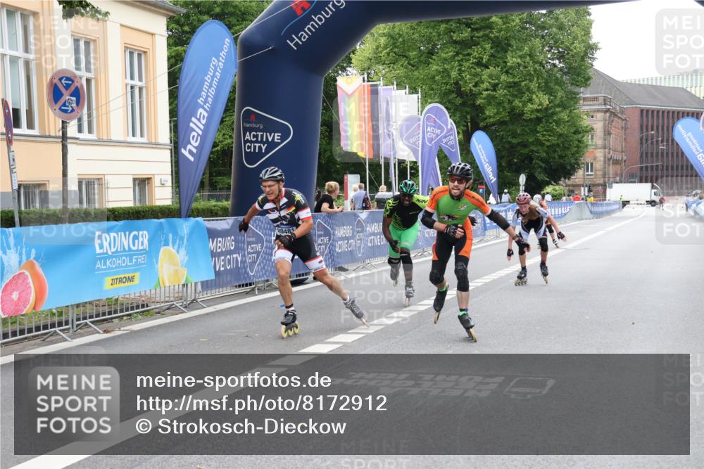 29.06.2025 - hella hamburg halbmarathon Strokosch-Dieckow http://msf.ph/oto/8172912 29.06.2025 09:13:53 Ziel 20173, 20402, 20466, 20481, 20483 meine-sportfotos.de
