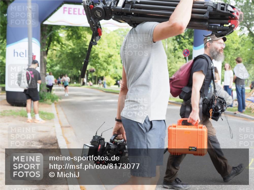 29.06.2025 - hella hamburg halbmarathon MichiJ http://msf.ph/oto/8173077 29.06.2025 10:15:32 Zwischen KM18-KM19 1271, 11994 meine-sportfotos.de