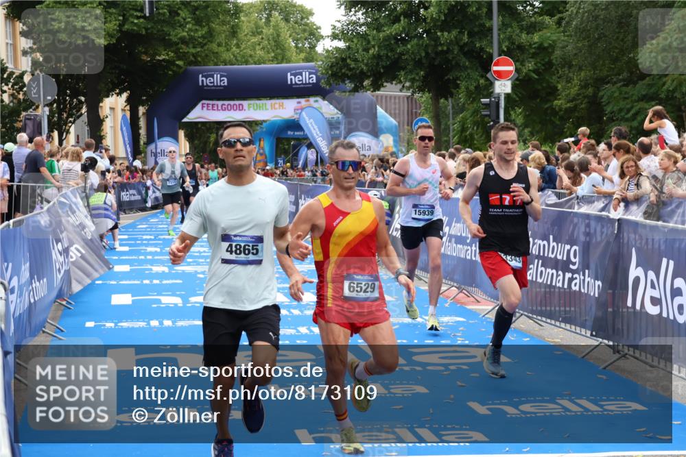 29.06.2025 - hella hamburg halbmarathon Zöllner http://msf.ph/oto/8173109 29.06.2025 10:36:54 Ziel 3959, 4865, 5307, 6529, 7310, 13141, 13343, 15939, 18384 meine-sportfotos.de