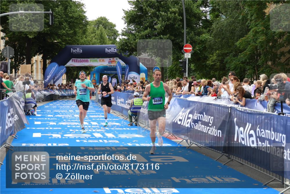 29.06.2025 - hella hamburg halbmarathon Zöllner http://msf.ph/oto/8173116 29.06.2025 10:23:53 Ziel 6699, 7963, 9447, 10780, 12360 meine-sportfotos.de