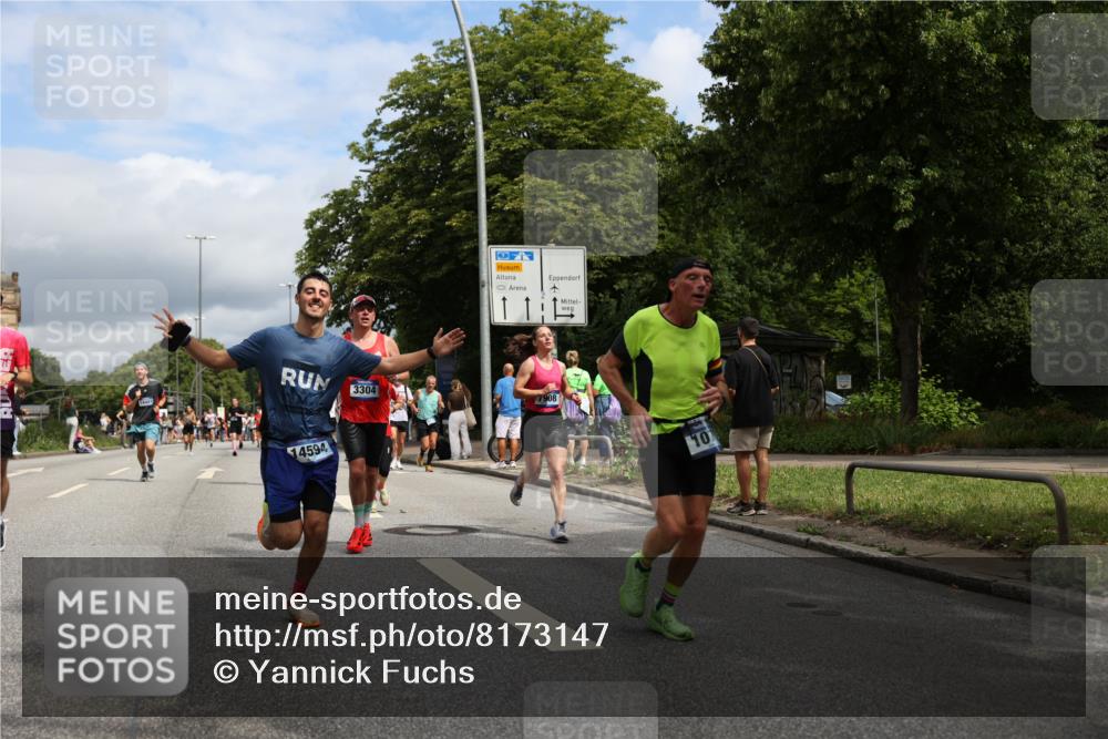 29.06.2025 - hella hamburg halbmarathon Yannick Fuchs http://msf.ph/oto/8173147 29.06.2025 10:41:27 20KM 1012, 1070, 1460, 1592, 1689, 1942, 2274, 3304, 4093, 5129, 5472, 5532, 5650, 5889, 6203, 6630, 7480, 7908, 8564, 8852, 9051, 9305, 10122, 10423, 11021, 11518, 12706, 12724, 13223, 13303, 14482, 14594, 15451, 15714, 15825, 15923, 15973, 16089, 16175, 16819, 17229, 17718, 17743, 17846, 18297, 18356, 19127 meine-sportfotos.de