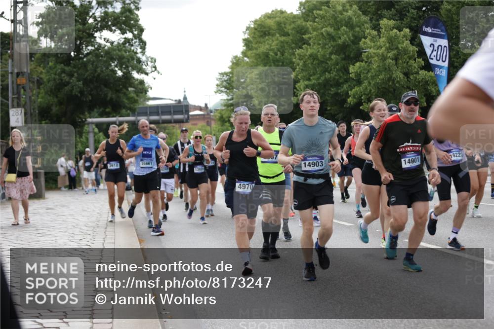 29.06.2025 - hella hamburg halbmarathon Jannik Wohlers http://msf.ph/oto/8173247 29.06.2025 10:21:55 Lombardsbrücke 1003, 1187, 1419, 1598, 2009, 2022, 2063, 2351, 2514, 3050, 3108, 3172, 3457, 3458, 3910, 3946, 4113, 4114, 4131, 4366, 4556, 4559, 4829, 4970, 5079, 5838, 6030, 6048, 6049, 6303, 6307, 6347, 6820, 6977, 7794, 8511, 8855, 8884, 8954, 9204, 9516, 10088, 10241, 10432, 10663, 10917, 11046, 11440, 12933, 13248, 13255, 13369, 13460, 13820, 14053, 14079, 14240, 14314, 14333, 14334, 14442, 14901, 14903, 14980, 15114, 15129, 15660, 17556, 18172, 18661, 19154 meine-sportfotos.de