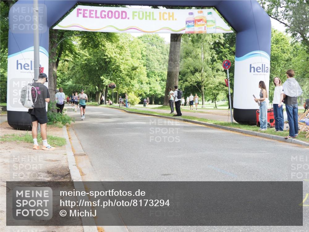 29.06.2025 - hella hamburg halbmarathon MichiJ http://msf.ph/oto/8173294 29.06.2025 10:15:33 Zwischen KM18-KM19 1271, 11994 meine-sportfotos.de
