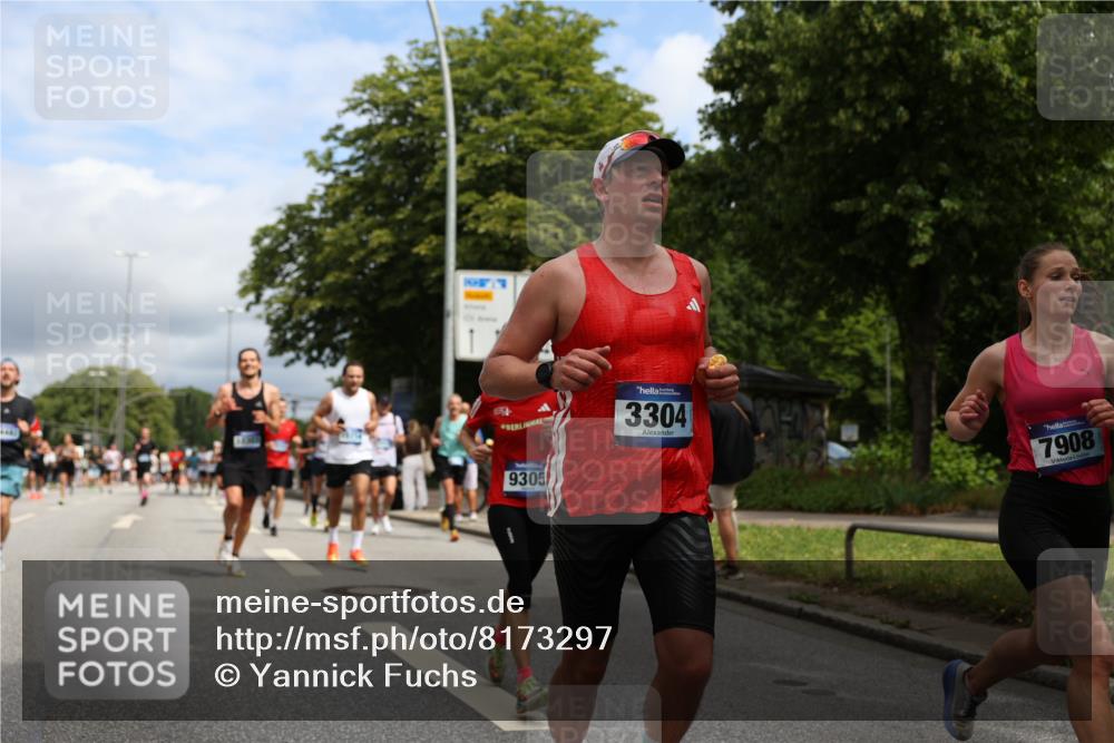 29.06.2025 - hella hamburg halbmarathon Yannick Fuchs http://msf.ph/oto/8173297 29.06.2025 10:41:28 20KM 1012, 1070, 1460, 1592, 1689, 1942, 2274, 3304, 4093, 5129, 5472, 5532, 5650, 5889, 6203, 6630, 6716, 7480, 7908, 8564, 8693, 8852, 9051, 9305, 10122, 10423, 11021, 11518, 12706, 12724, 13223, 13303, 14482, 14594, 15451, 15714, 15825, 15923, 15973, 16089, 16175, 16819, 17229, 17718, 17743, 17846, 18297, 18356, 19127 meine-sportfotos.de