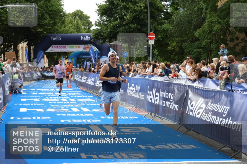 29.06.2025 - hella hamburg halbmarathon Zöllner http://msf.ph/oto/8173307 29.06.2025 10:24:00 Ziel 7963, 11194, 12360, 13440, 14753 meine-sportfotos.de
