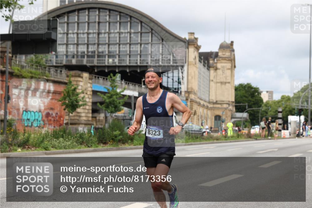 29.06.2025 - hella hamburg halbmarathon Yannick Fuchs http://msf.ph/oto/8173356 29.06.2025 10:25:23 20KM 2689, 8190, 8318, 8323, 10173, 10270, 12049, 12691, 15253, 16713, 17768 meine-sportfotos.de