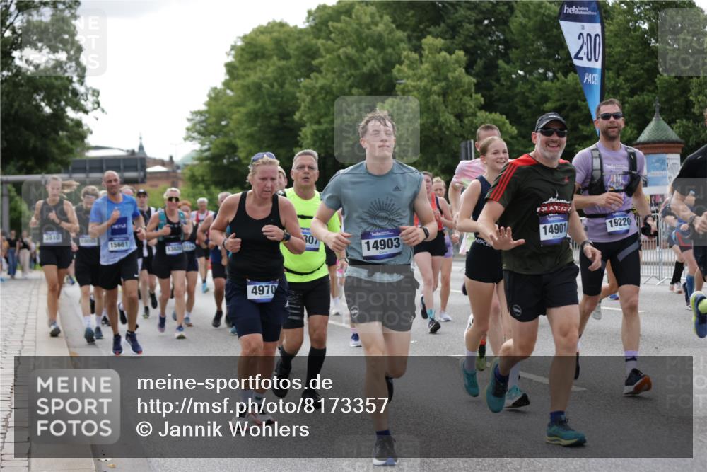 29.06.2025 - hella hamburg halbmarathon Jannik Wohlers http://msf.ph/oto/8173357 29.06.2025 10:21:55 Lombardsbrücke 1003, 1187, 1419, 1598, 2009, 2022, 2063, 2351, 2514, 3050, 3108, 3172, 3457, 3458, 3910, 3946, 4113, 4114, 4131, 4366, 4556, 4559, 4829, 4970, 5079, 5838, 6030, 6048, 6049, 6303, 6307, 6347, 6820, 6977, 7794, 8511, 8855, 8884, 8954, 9204, 9516, 10088, 10241, 10432, 10663, 10917, 11046, 11440, 12933, 13248, 13255, 13369, 13460, 13820, 14053, 14079, 14240, 14314, 14333, 14334, 14442, 14901, 14903, 14980, 15114, 15129, 15660, 17556, 18172, 18661, 19154 meine-sportfotos.de