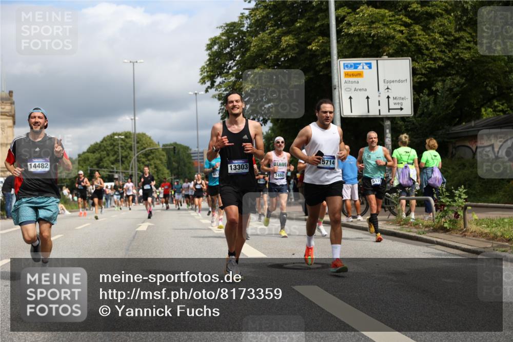 29.06.2025 - hella hamburg halbmarathon Yannick Fuchs http://msf.ph/oto/8173359 29.06.2025 10:41:29 20KM 1012, 1070, 1460, 1592, 1689, 1942, 2274, 2864, 3304, 4093, 5129, 5472, 5532, 5650, 5889, 6168, 6203, 6630, 6716, 7480, 7908, 8564, 8693, 8852, 9051, 9305, 10122, 10423, 11021, 11518, 12706, 12724, 13223, 13303, 14482, 14594, 15451, 15714, 15825, 15923, 15973, 16089, 16175, 16819, 17229, 17718, 17743, 17846, 18297, 18356, 19127 meine-sportfotos.de