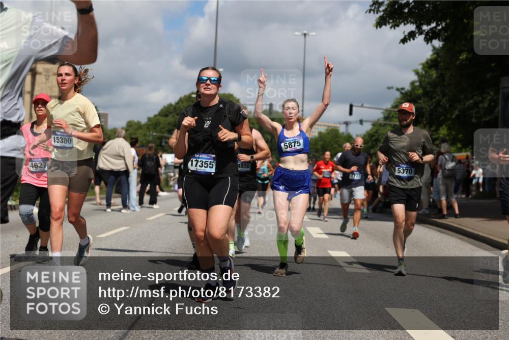 29.06.2025 - hella hamburg halbmarathon Yannick Fuchs http://msf.ph/oto/8173382 29.06.2025 11:38:21 20KM 1008, 1010, 1291, 1578, 2069, 2552, 2576, 3242, 3293, 4412, 4627, 4700, 4752, 5001, 5370, 5735, 5875, 5901, 6200, 6259, 6673, 6917, 6995, 7350, 7566, 7777, 7956, 8582, 8615, 9811, 10123, 10322, 10617, 10940, 11421, 11664, 11982, 12010, 12254, 12409, 12444, 13442, 13902, 14130, 14856, 15380, 15536, 15588, 15715, 15732, 15755, 16002, 16545, 17116, 17355, 17936, 17943, 18353, 18482, 18888, 18950 meine-sportfotos.de