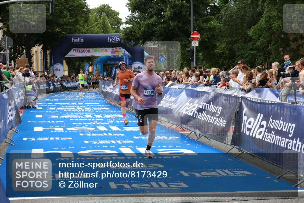 29.06.2025 - hella hamburg halbmarathon Zöllner http://msf.ph/oto/8173429 29.06.2025 10:24:02 Ziel 11194, 13440, 14753 meine-sportfotos.de