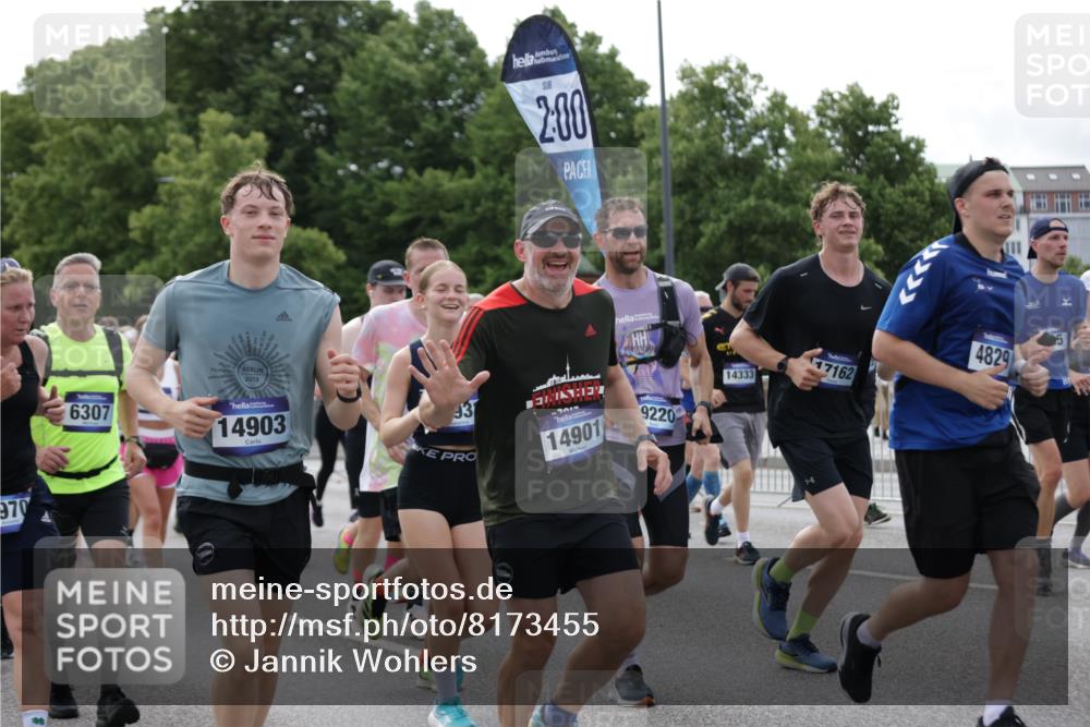 29.06.2025 - hella hamburg halbmarathon Jannik Wohlers http://msf.ph/oto/8173455 29.06.2025 10:21:56 Lombardsbrücke 1187, 1419, 1598, 2009, 2022, 2063, 2351, 2514, 3050, 3108, 3172, 3457, 3458, 3910, 3946, 4113, 4114, 4131, 4366, 4556, 4559, 4829, 4970, 5079, 5838, 6030, 6048, 6049, 6303, 6307, 6347, 6820, 6977, 7097, 7794, 8511, 8855, 8884, 8954, 9204, 9516, 10088, 10241, 10432, 10663, 10917, 10961, 11046, 11440, 12933, 13248, 13255, 13369, 13460, 13820, 14079, 14240, 14314, 14333, 14334, 14442, 14901, 14903, 14980, 15114, 15129, 15660, 17556, 19154 meine-sportfotos.de
