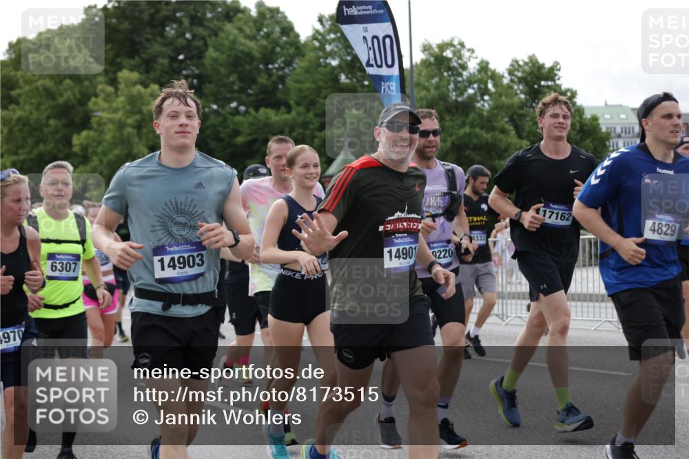 29.06.2025 - hella hamburg halbmarathon Jannik Wohlers http://msf.ph/oto/8173515 29.06.2025 10:21:56 Lombardsbrücke 1187, 1419, 1598, 2009, 2022, 2063, 2351, 2514, 3050, 3108, 3172, 3457, 3458, 3910, 3946, 4113, 4114, 4131, 4366, 4556, 4559, 4829, 4970, 5079, 5838, 6030, 6048, 6049, 6303, 6307, 6347, 6820, 6977, 7097, 7794, 8511, 8855, 8884, 8954, 9204, 9516, 10088, 10241, 10432, 10663, 10917, 10961, 11046, 11440, 12933, 13248, 13255, 13369, 13460, 13820, 14079, 14240, 14314, 14333, 14334, 14442, 14901, 14903, 14980, 15114, 15129, 15660, 17556, 19154 meine-sportfotos.de