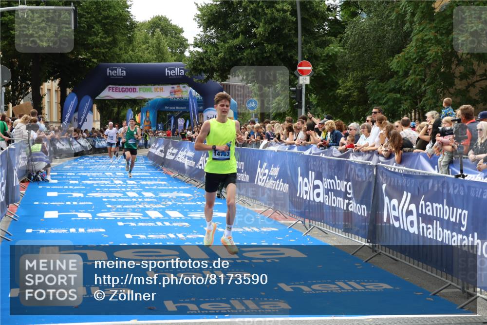 29.06.2025 - hella hamburg halbmarathon Zöllner http://msf.ph/oto/8173590 29.06.2025 10:24:08 Ziel 9269, 10234, 14753, 17614, 19041 meine-sportfotos.de