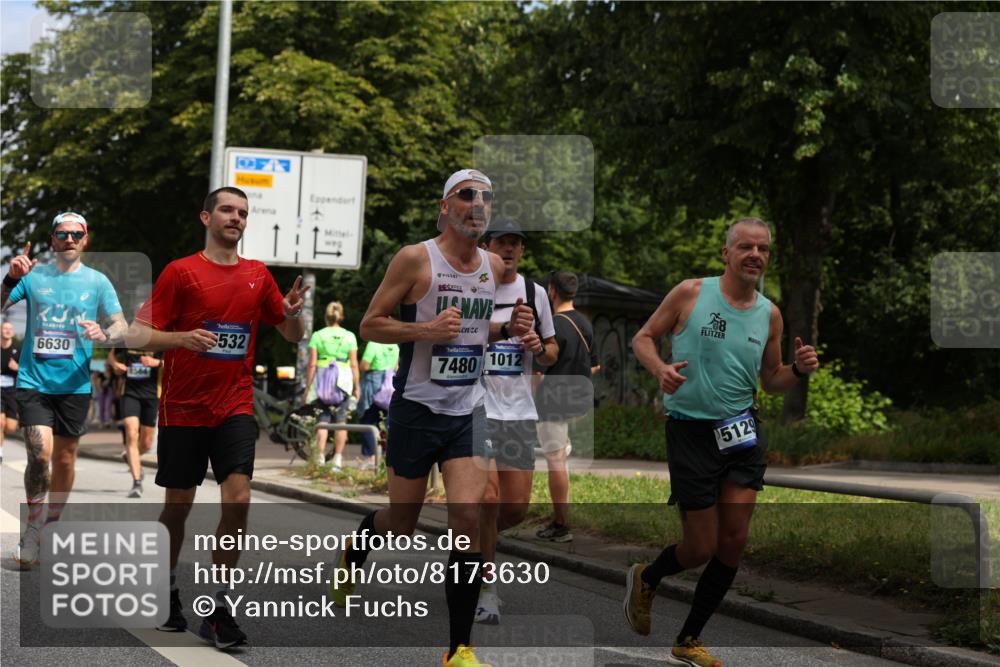 29.06.2025 - hella hamburg halbmarathon Yannick Fuchs http://msf.ph/oto/8173630 29.06.2025 10:41:32 20KM 51, 1012, 1070, 1460, 1592, 1942, 2274, 2864, 3304, 4093, 5129, 5532, 5650, 5889, 6168, 6203, 6630, 6716, 7480, 7908, 7962, 8564, 8693, 8852, 9051, 9305, 10122, 10423, 11021, 11518, 12706, 12724, 13223, 13303, 14482, 14594, 15350, 15451, 15714, 15825, 15923, 15973, 16089, 16175, 16819, 17172, 17229, 17718, 17743, 17846, 18297, 18356, 19127 meine-sportfotos.de