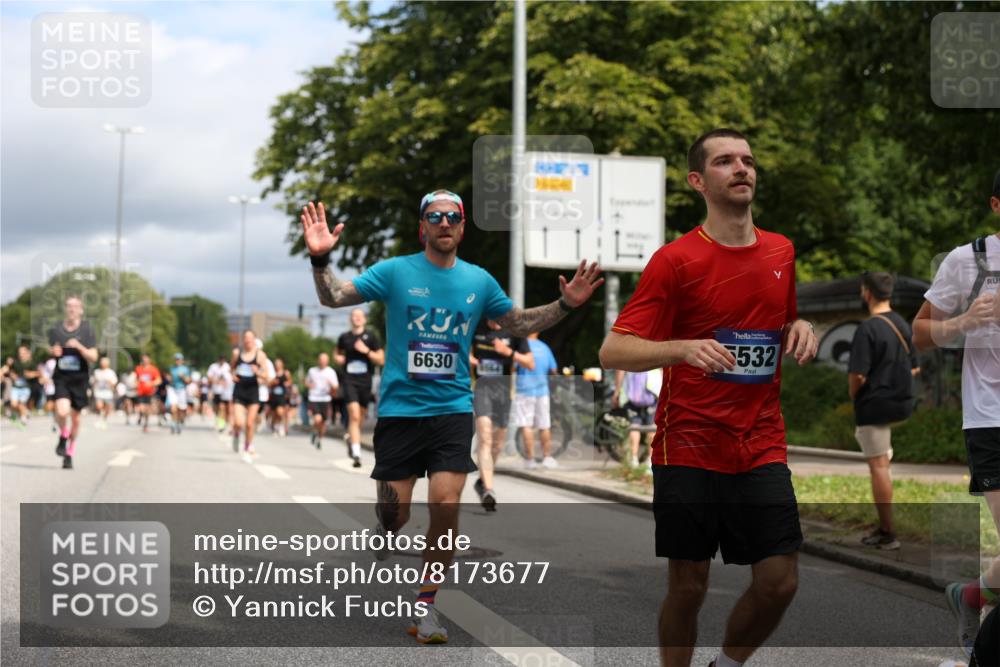 29.06.2025 - hella hamburg halbmarathon Yannick Fuchs http://msf.ph/oto/8173677 29.06.2025 10:41:32 20KM 51, 1012, 1070, 1460, 1592, 1942, 2274, 2864, 3304, 4093, 5129, 5532, 5650, 5889, 6168, 6203, 6630, 6716, 7480, 7908, 7962, 8564, 8693, 8852, 9051, 9305, 10122, 10423, 11021, 11518, 12706, 12724, 13223, 13303, 14482, 14594, 15350, 15451, 15714, 15825, 15923, 15973, 16089, 16175, 16819, 17172, 17229, 17718, 17743, 17846, 18297, 18356, 19127 meine-sportfotos.de
