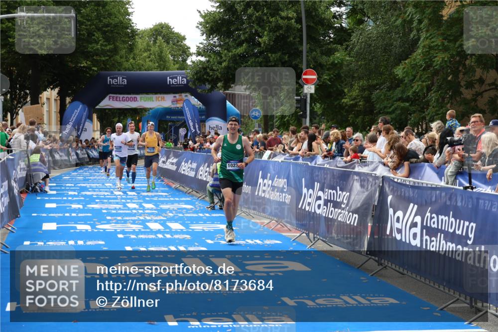 29.06.2025 - hella hamburg halbmarathon Zöllner http://msf.ph/oto/8173684 29.06.2025 10:24:11 Ziel 7331, 9269, 10234, 17614, 18569, 19041 meine-sportfotos.de