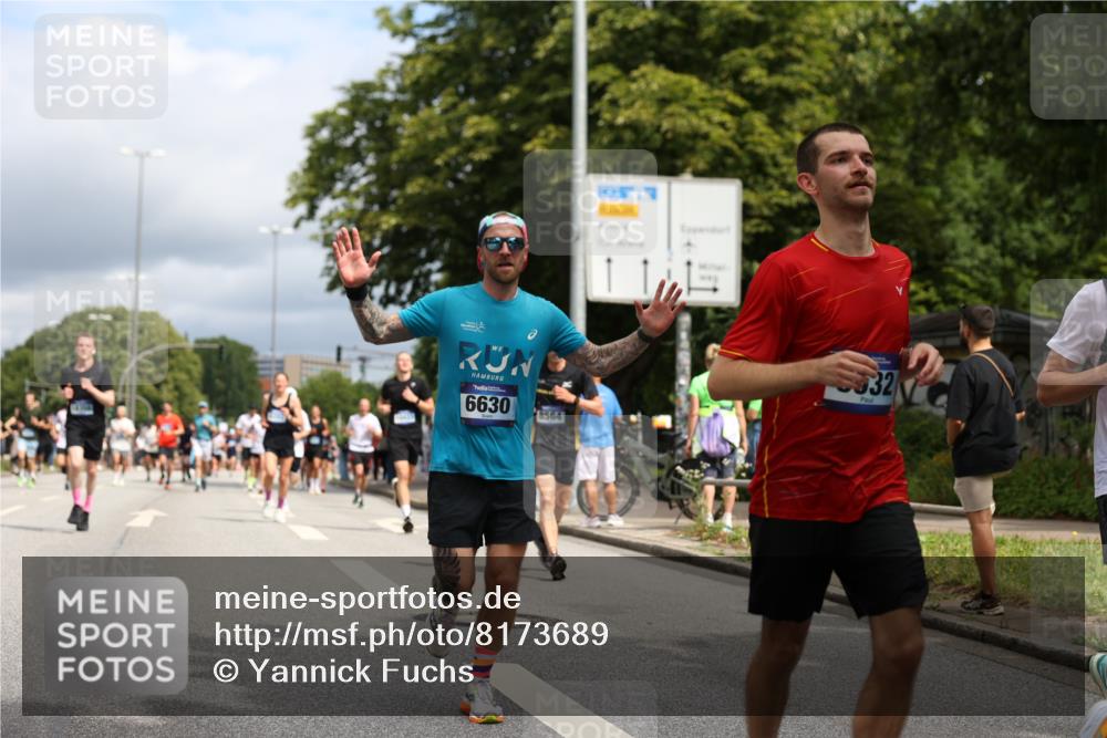 29.06.2025 - hella hamburg halbmarathon Yannick Fuchs http://msf.ph/oto/8173689 29.06.2025 10:41:32 20KM 51, 1012, 1070, 1460, 1592, 1942, 2274, 2864, 3304, 4093, 5129, 5532, 5650, 5889, 6168, 6203, 6630, 6716, 7480, 7908, 7962, 8564, 8693, 8852, 9051, 9305, 10122, 10423, 11021, 11518, 12706, 12724, 13223, 13303, 14482, 14594, 15350, 15451, 15714, 15825, 15923, 15973, 16089, 16175, 16819, 17172, 17229, 17718, 17743, 17846, 18297, 18356, 19127 meine-sportfotos.de