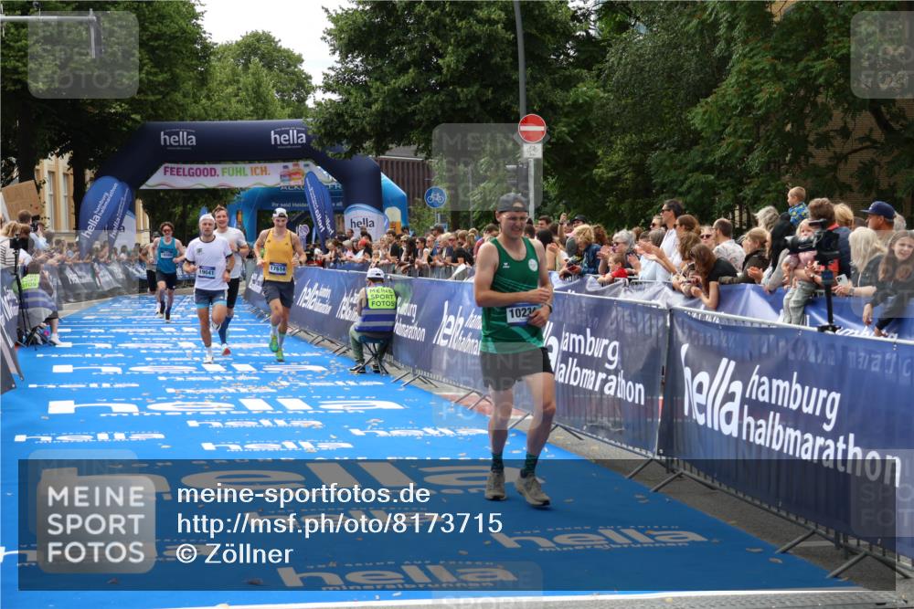 29.06.2025 - hella hamburg halbmarathon Zöllner http://msf.ph/oto/8173715 29.06.2025 10:24:12 Ziel 7331, 9269, 10234, 17614, 18569, 19041 meine-sportfotos.de
