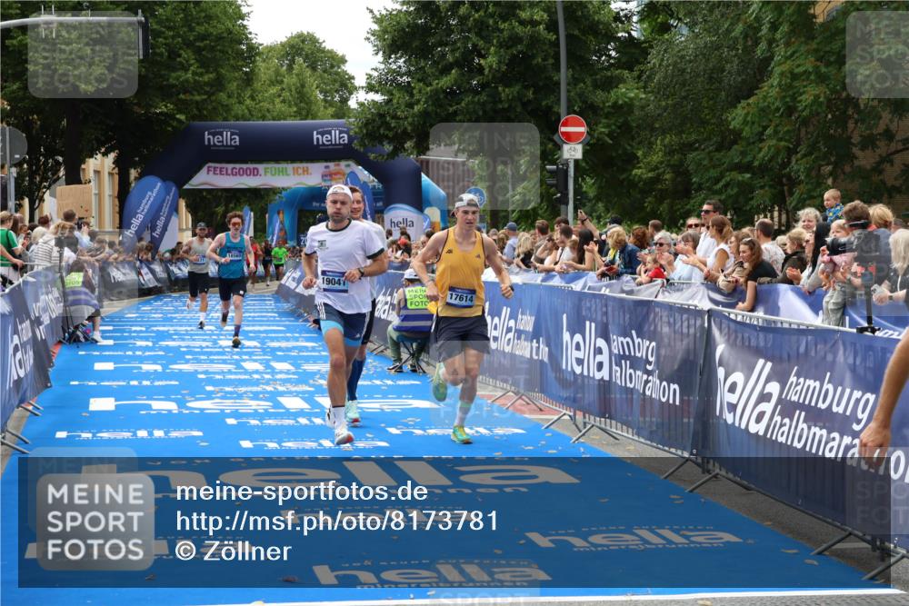 29.06.2025 - hella hamburg halbmarathon Zöllner http://msf.ph/oto/8173781 29.06.2025 10:24:14 Ziel 6816, 7331, 9269, 10234, 17614, 18569, 19041 meine-sportfotos.de