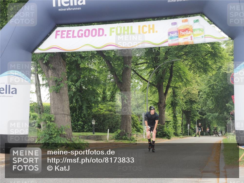 29.06.2025 - hella hamburg halbmarathon KatJ http://msf.ph/oto/8173833 29.06.2025 09:20:30 Zwischen KM18-KM19  meine-sportfotos.de