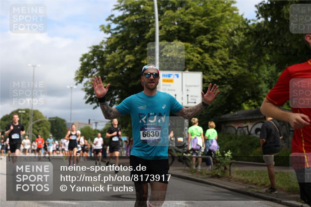 29.06.2025 - hella hamburg halbmarathon Yannick Fuchs http://msf.ph/oto/8173917 29.06.2025 10:41:33 20KM 51, 1012, 1070, 1460, 1592, 1942, 2274, 2864, 3304, 4093, 4377, 5129, 5532, 5650, 5889, 6168, 6203, 6630, 6716, 7480, 7908, 7962, 8564, 8693, 8852, 9051, 9305, 10122, 10423, 11021, 11518, 12706, 12724, 13223, 13303, 14482, 14594, 15350, 15451, 15714, 15825, 15923, 15973, 16089, 16175, 16819, 17172, 17229, 17743, 17846, 18297, 18356, 19127 meine-sportfotos.de