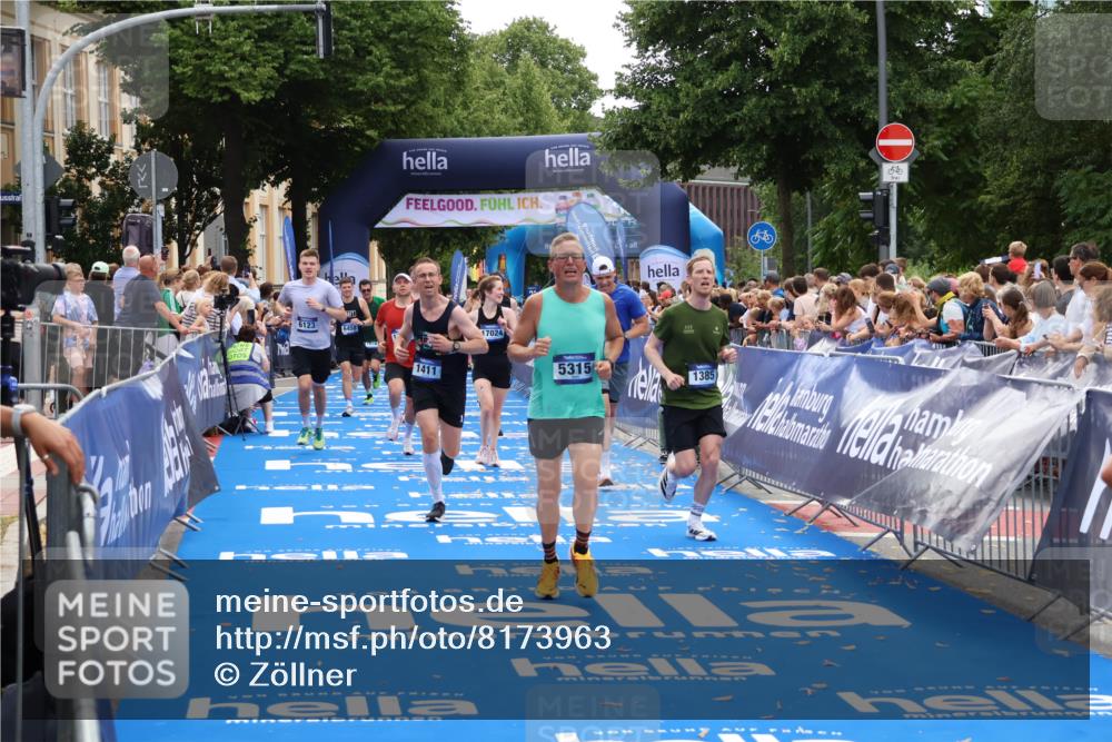 29.06.2025 - hella hamburg halbmarathon Zöllner http://msf.ph/oto/8173963 29.06.2025 10:37:06 Ziel 1385, 1411, 5315, 6123, 6458, 7482, 10738, 11120, 15261, 15410, 16992, 17024, 17125, 17658 meine-sportfotos.de
