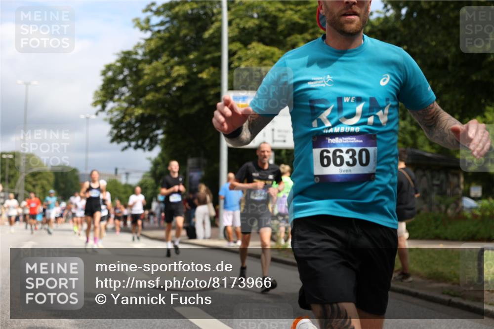 29.06.2025 - hella hamburg halbmarathon Yannick Fuchs http://msf.ph/oto/8173966 29.06.2025 10:41:33 20KM 51, 1012, 1070, 1460, 1592, 1942, 2274, 2864, 3304, 4093, 4377, 5129, 5532, 5650, 5889, 6168, 6203, 6630, 6716, 7480, 7908, 7962, 8564, 8693, 8852, 9051, 9305, 10122, 10423, 11021, 11518, 12706, 12724, 13223, 13303, 14482, 14594, 15350, 15451, 15714, 15825, 15923, 15973, 16089, 16175, 16819, 17172, 17229, 17743, 17846, 18297, 18356, 19127 meine-sportfotos.de