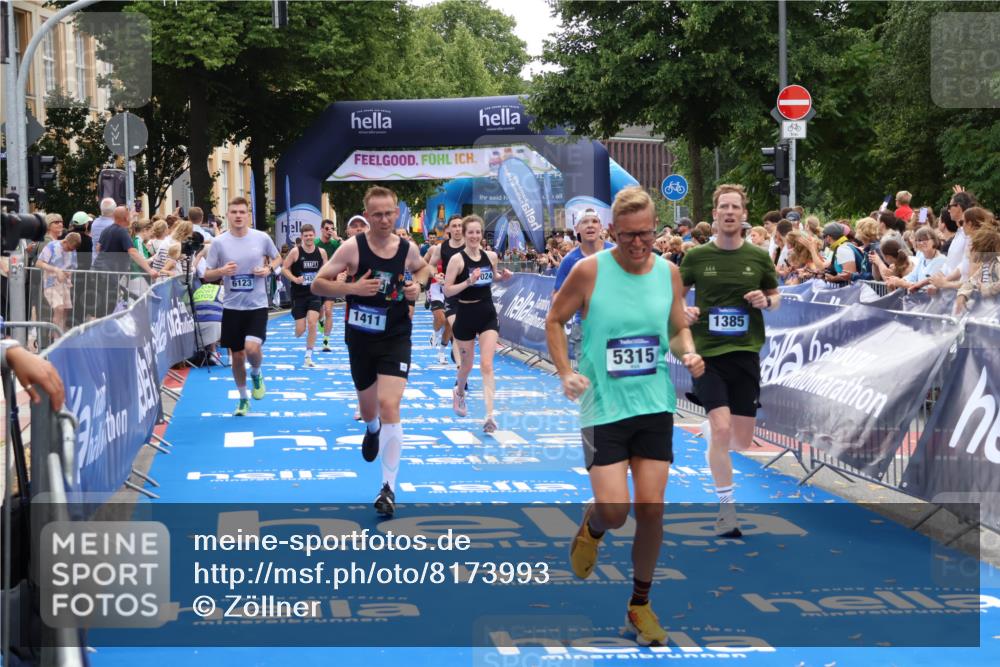 29.06.2025 - hella hamburg halbmarathon Zöllner http://msf.ph/oto/8173993 29.06.2025 10:37:07 Ziel 1385, 1411, 5315, 6123, 6458, 7482, 9178, 10738, 11120, 15261, 15410, 16992, 17024, 17125, 17658 meine-sportfotos.de
