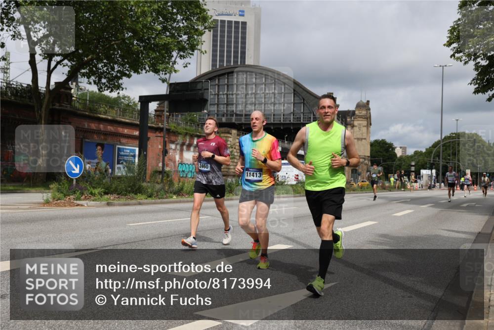 29.06.2025 - hella hamburg halbmarathon Yannick Fuchs http://msf.ph/oto/8173994 29.06.2025 10:25:54 20KM 2460, 2851, 3379, 3845, 5826, 7055, 7481, 7880, 9381, 9508, 10017, 11413, 11857, 13754, 16508, 17322, 18177, 18235, 18871 meine-sportfotos.de