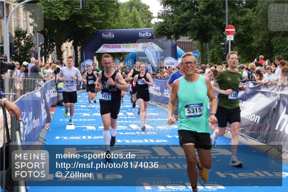 29.06.2025 - hella hamburg halbmarathon Zöllner http://msf.ph/oto/8174036 29.06.2025 10:37:08 Ziel 1385, 1411, 5315, 5923, 6123, 6458, 7482, 9178, 10738, 11120, 15261, 15410, 16992, 17024, 17125, 17658 meine-sportfotos.de