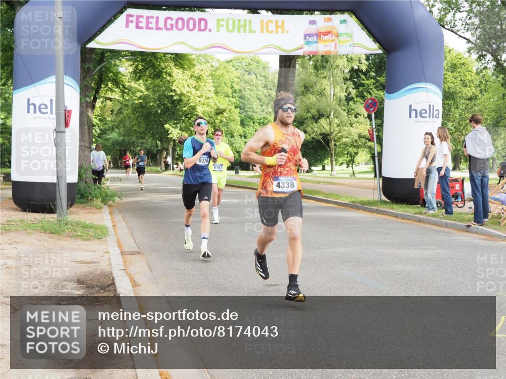 29.06.2025 - hella hamburg halbmarathon MichiJ http://msf.ph/oto/8174043 29.06.2025 10:15:43 Zwischen KM18-KM19 4338, 8376, 9767, 10468, 11228, 17003 meine-sportfotos.de