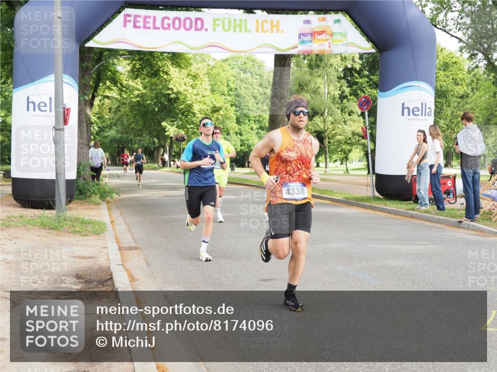29.06.2025 - hella hamburg halbmarathon MichiJ http://msf.ph/oto/8174096 29.06.2025 10:15:43 Zwischen KM18-KM19 4338, 8376, 9767, 10468, 11228, 17003 meine-sportfotos.de