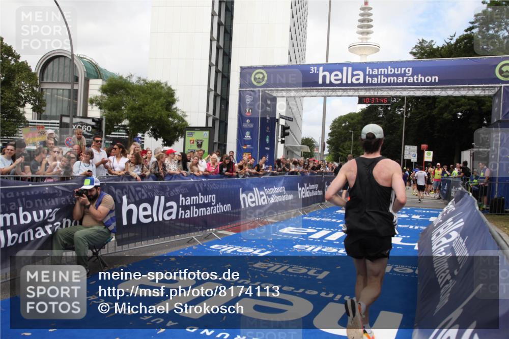 29.06.2025 - hella hamburg halbmarathon Michael Strokosch http://msf.ph/oto/8174113 29.06.2025 10:37:44 Ziel 1505, 10922, 11106, 13595, 14934, 18193, 18216 meine-sportfotos.de
