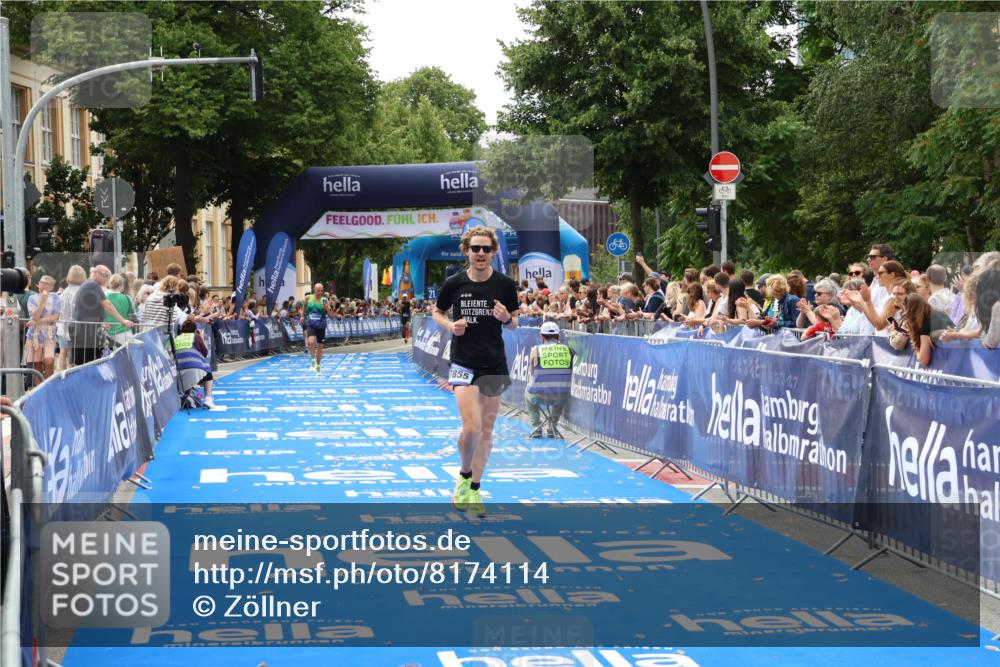 29.06.2025 - hella hamburg halbmarathon Zöllner http://msf.ph/oto/8174114 29.06.2025 10:24:36 Ziel 7855, 14506 meine-sportfotos.de