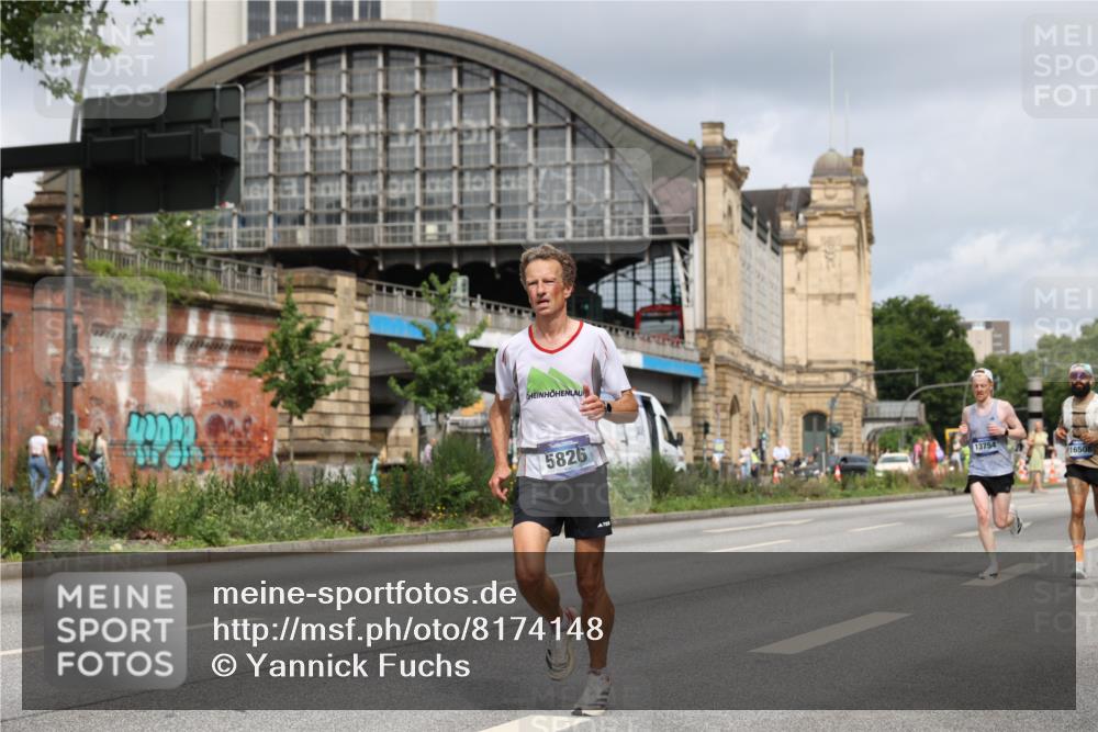 29.06.2025 - hella hamburg halbmarathon Yannick Fuchs http://msf.ph/oto/8174148 29.06.2025 10:26:00 20KM 2460, 2851, 5826, 7481, 7880, 9508, 10017, 10298, 11413, 11857, 13754, 14548, 16508, 18177, 18871 meine-sportfotos.de