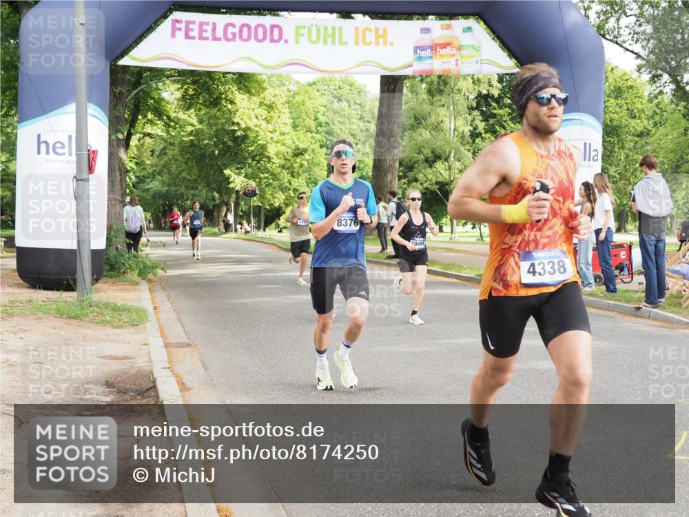 29.06.2025 - hella hamburg halbmarathon MichiJ http://msf.ph/oto/8174250 29.06.2025 10:15:44 Zwischen KM18-KM19 4338, 8376, 9767, 10468, 11228, 17003 meine-sportfotos.de